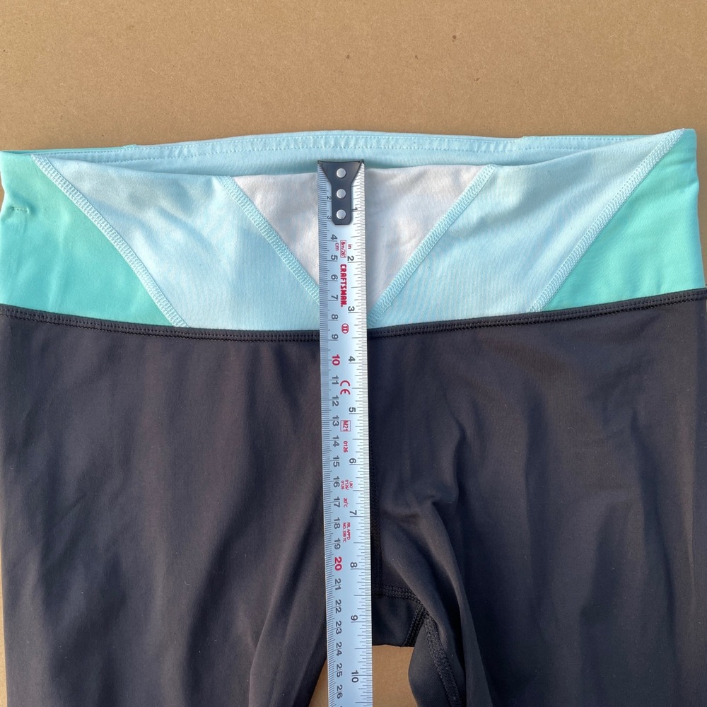 Lululemon Cropped Leggings Women 6 Black Teal Yoga Running Zipped Pocket Mesh - Picture 5 of 7